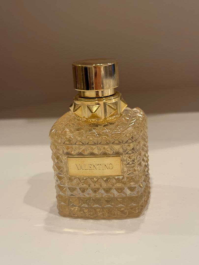 VALENTINO 50mlドンナボーンインローマザゴールドオードパルファン