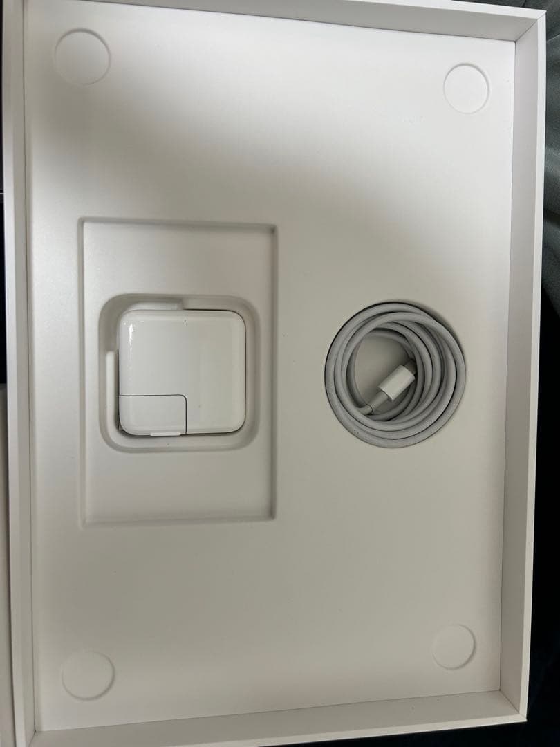 MacBook Air M1 2020 256GB 箱付き