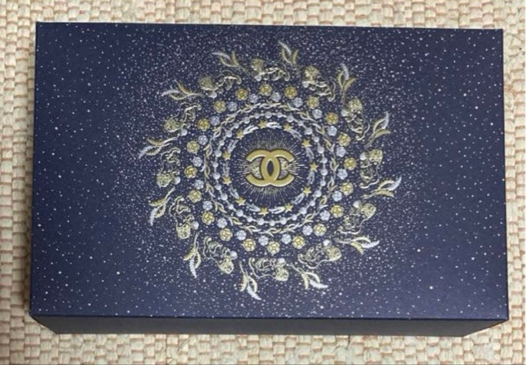 CHANEL シャネル　リップ　アンド　ハンド　ケアセット
