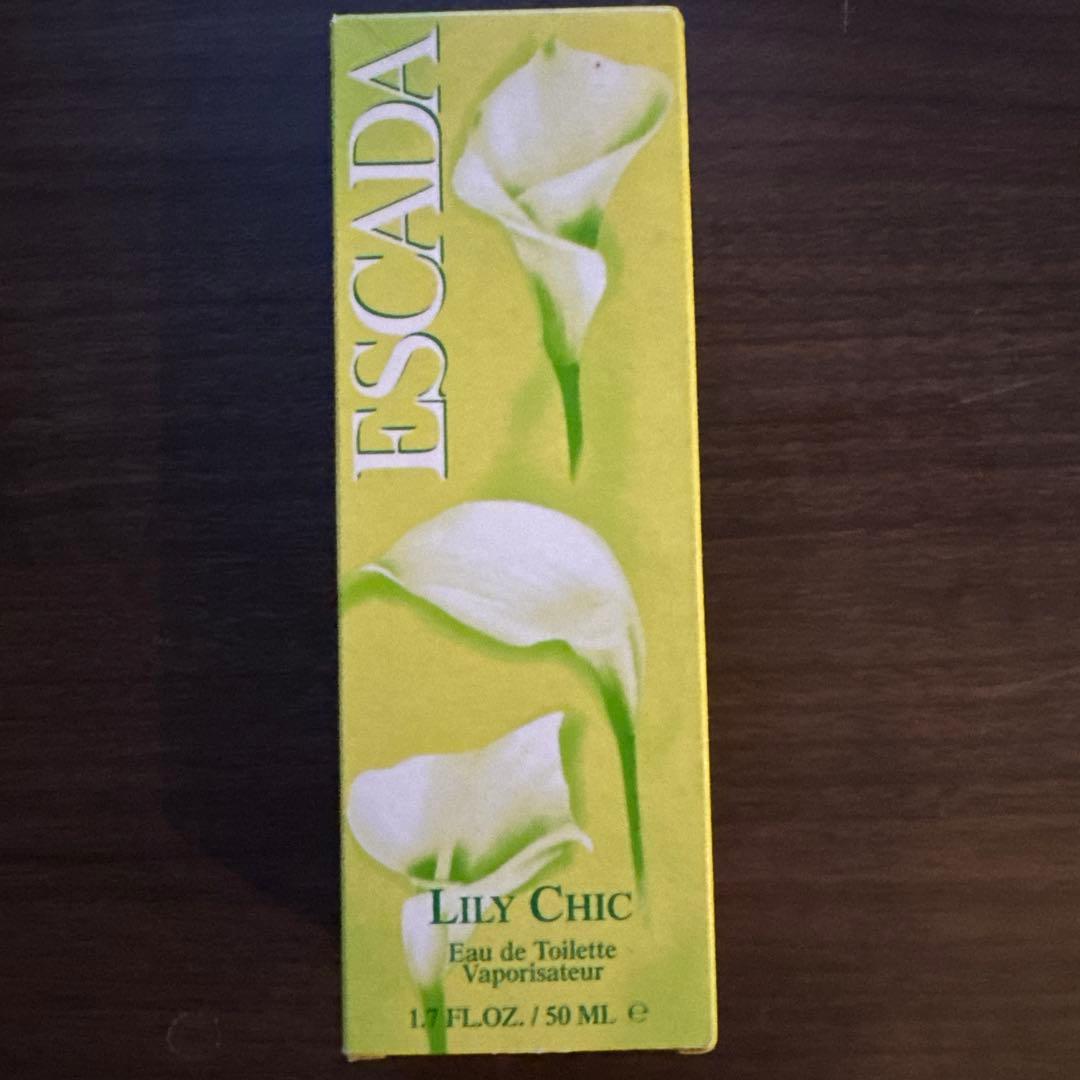 ESCADA LILY CHIC 50ml エスカーダ　リリーシック