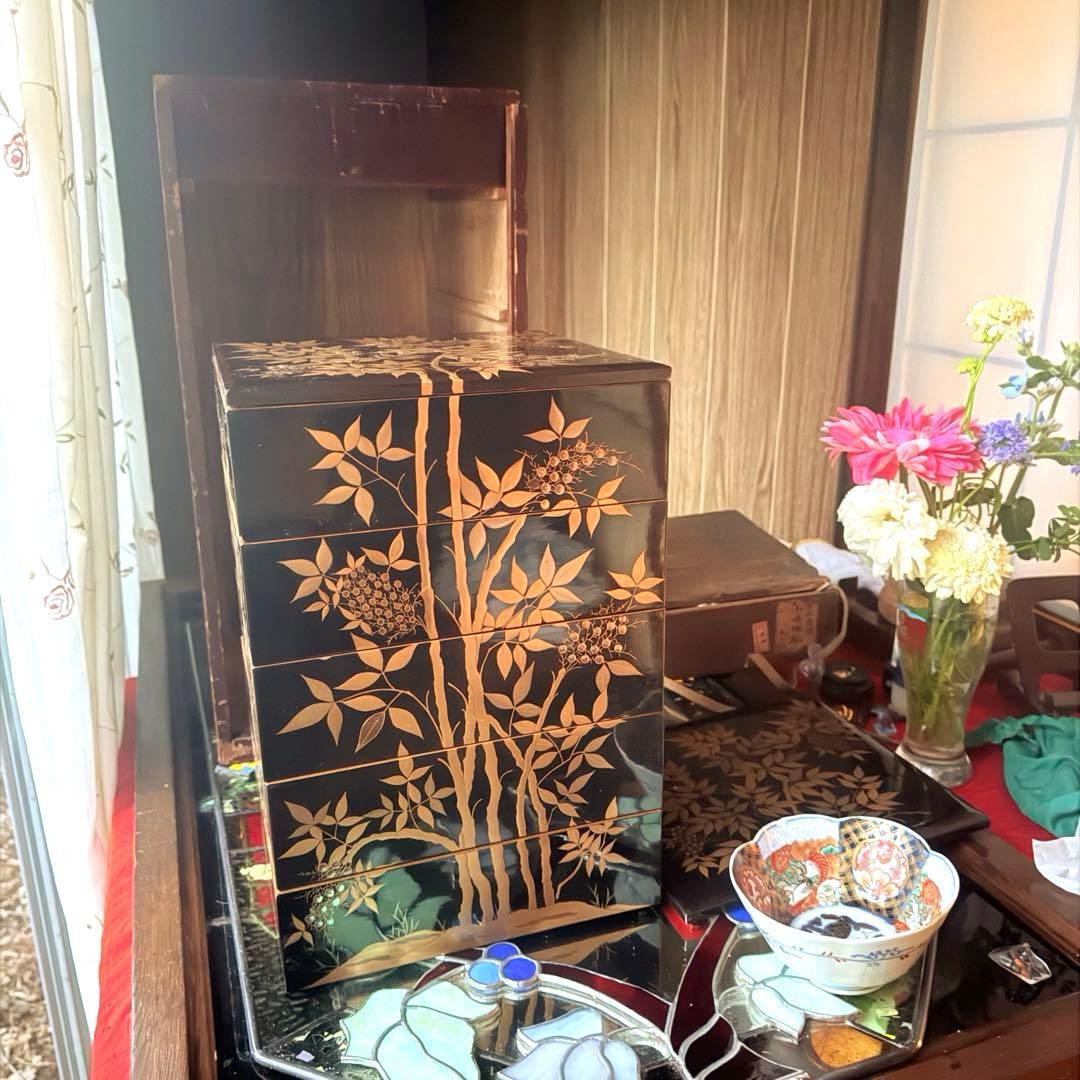 お引越し特価‼️JAPAN天然木本漆蒔絵「南天づくし」五段重二枚蓋　欅塗木箱入り