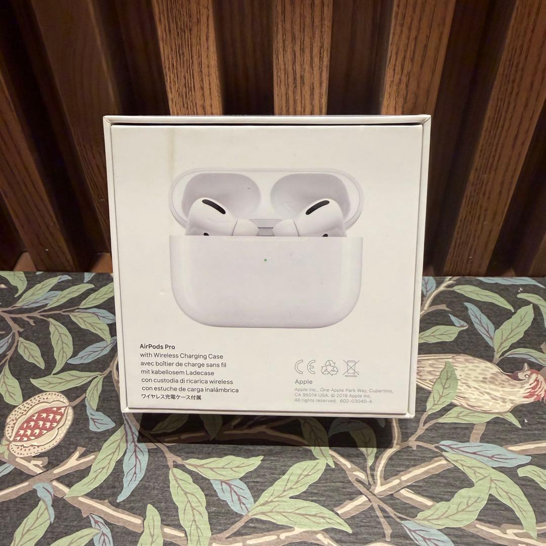 送料無料　Apple AirPods Pro 第一世代　A2084【正規品】