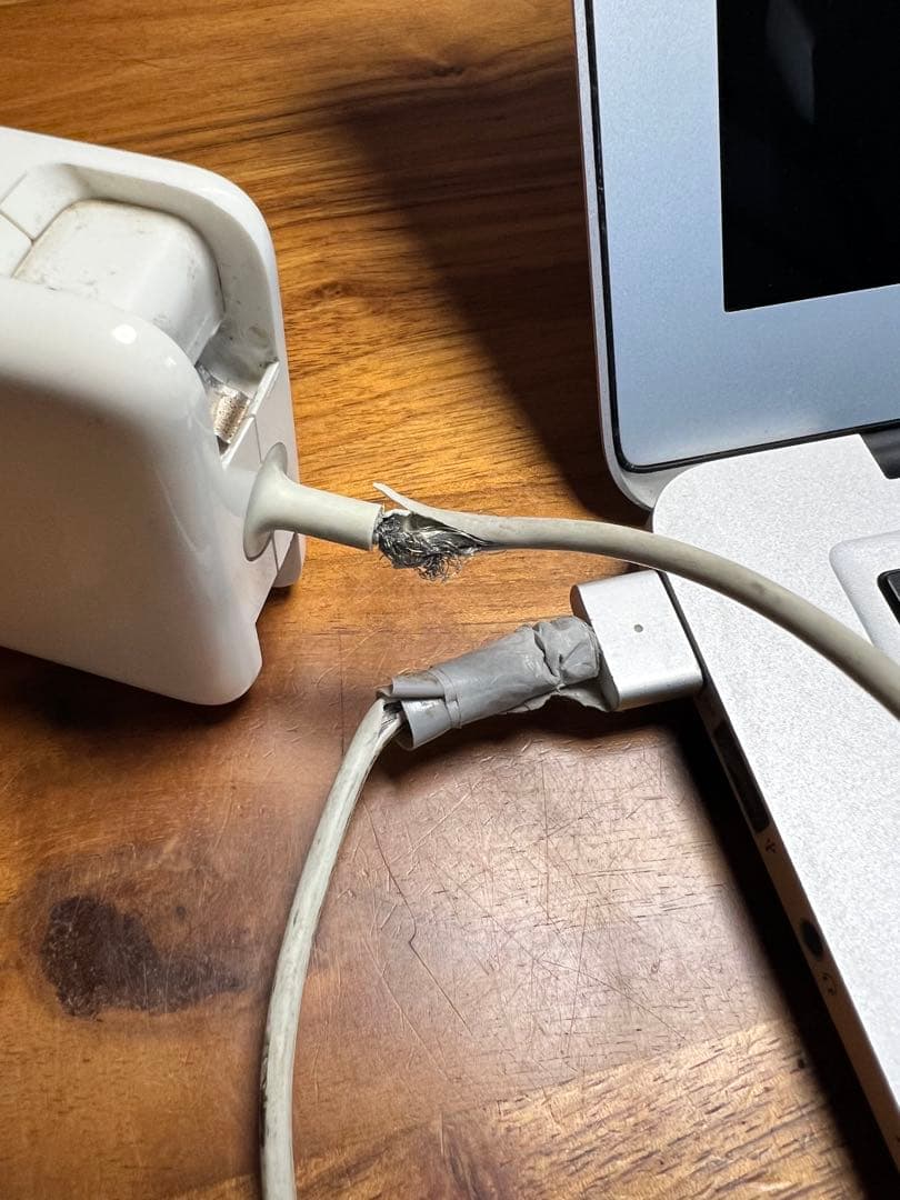 MacBook本体 MacBook Air 1.3GHz i5 8GB RAM