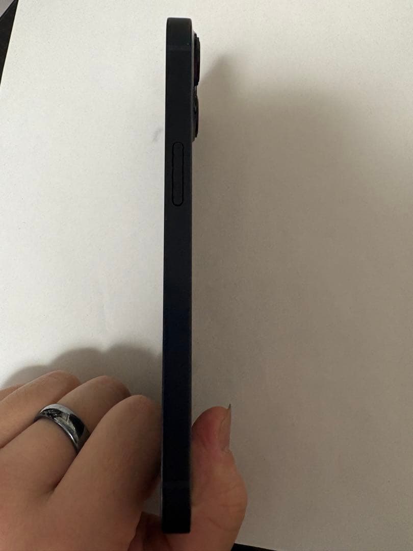Apple iPhone 13 ミッドナイト 128GB 美品