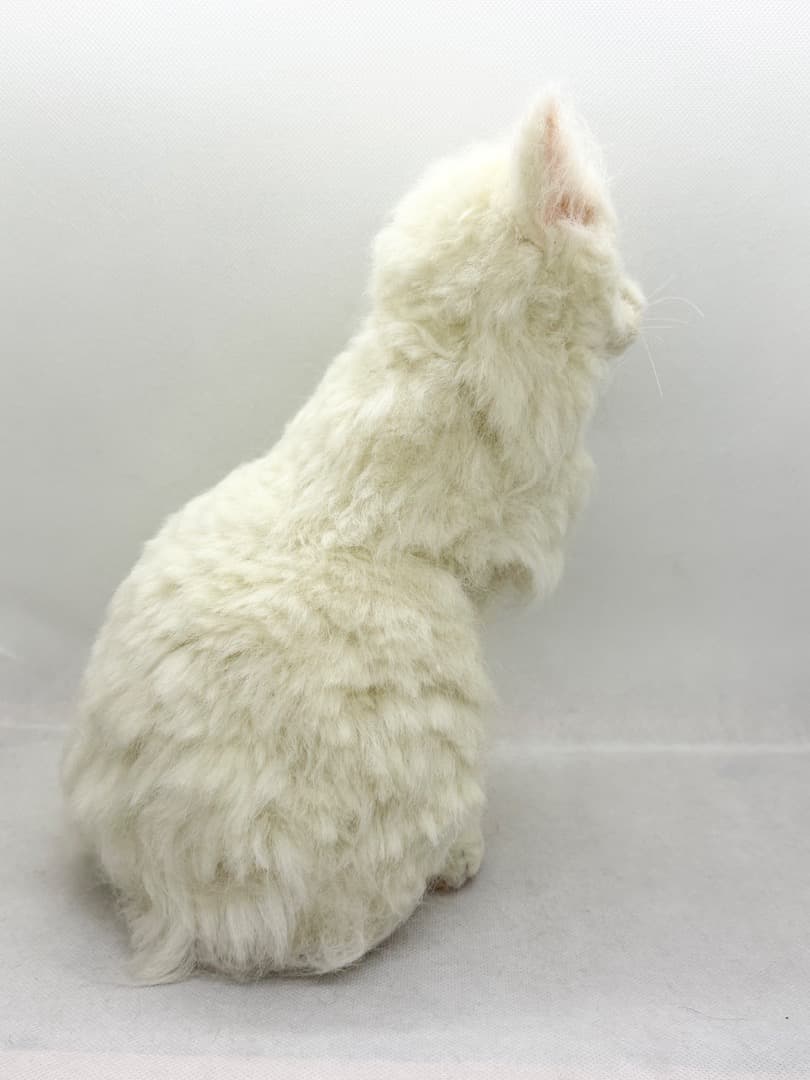A猫 羊毛フェルト白猫【ハンドメイド 猫