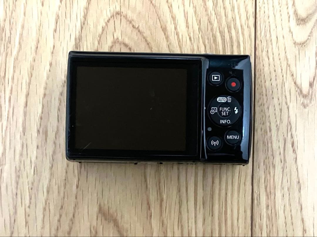 Canon　IXY 210　デジタルカメラ