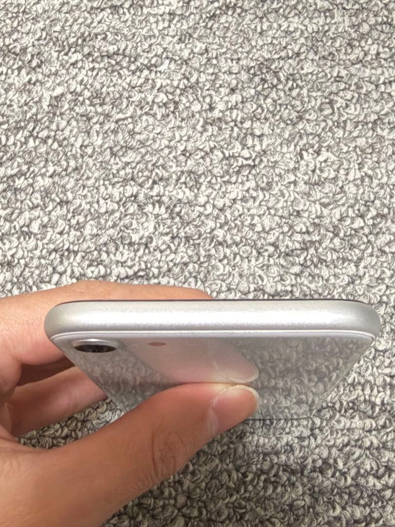 【超美品】iPhone SE 第3世代　128GB バッテリー100%