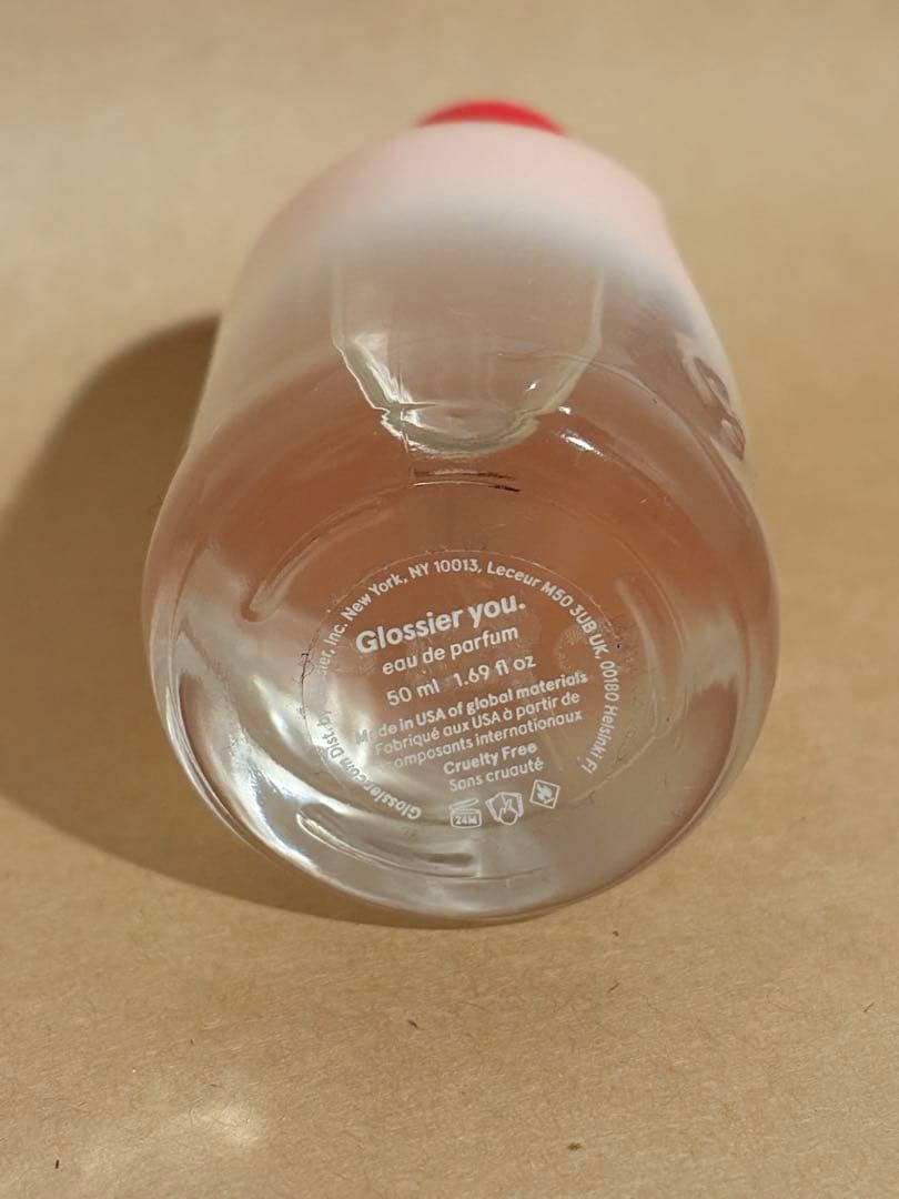 【Glossier】Glossier You 香水 オールドパルファム　50ml