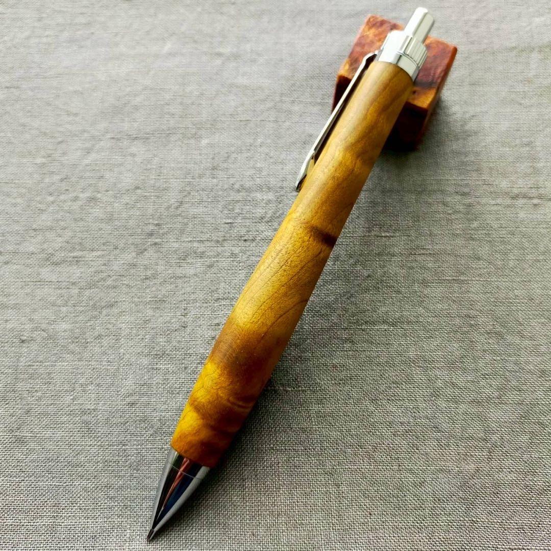 金糸楠木　縮杢　ハンドメイド　木軸シャープペン　0.5mm　天然木　シルバー