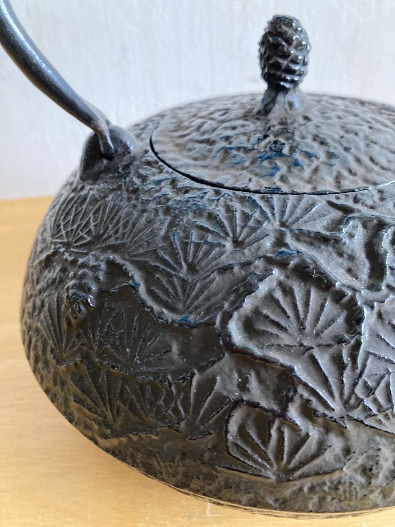 鉄瓶　未使用　本場　南部鉄瓶　 平丸　松肌