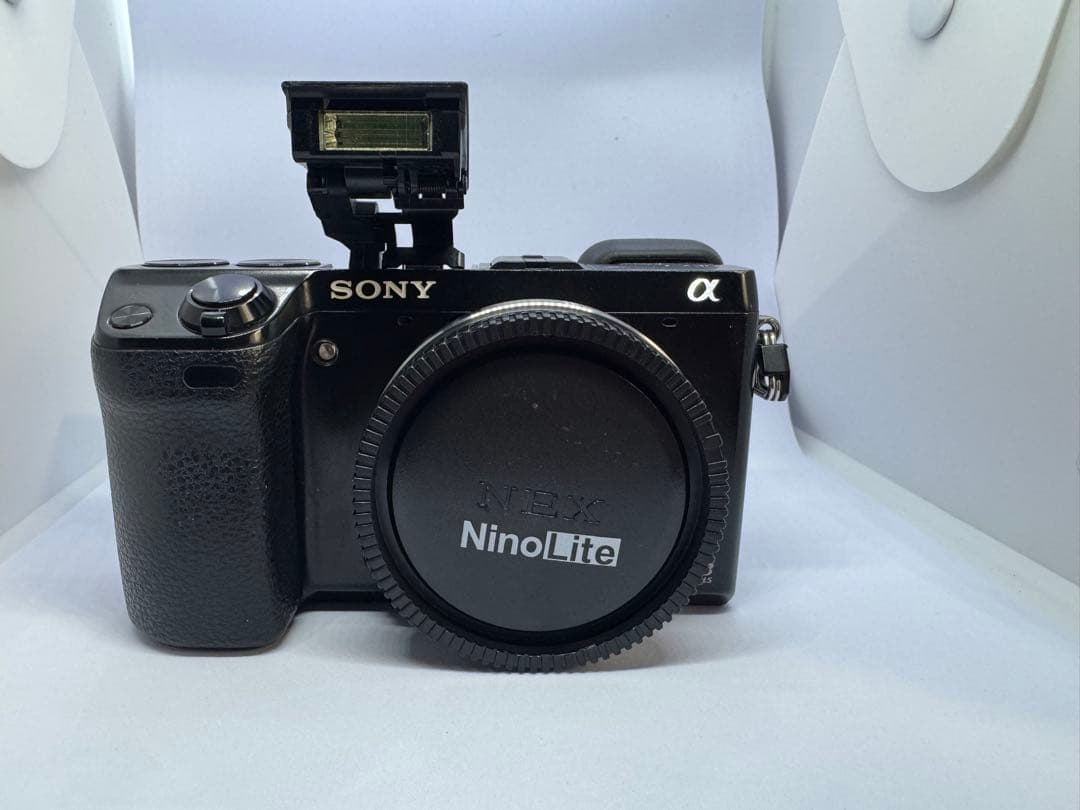 SONY NEX-7＋充電器＋バッテリ＋マウントアダプ【ショット数8,000 】