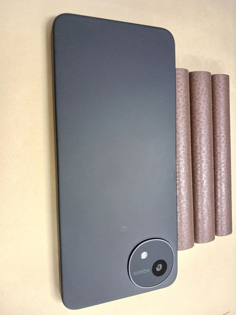 AQUOS wish 5 SH-52F 本体　スミ（中古）