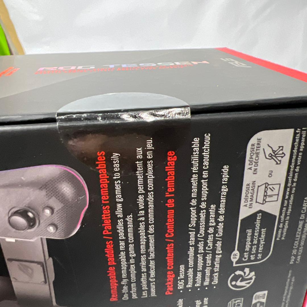 ASUS モバイルゲーム用コントローラー ROG Tessen