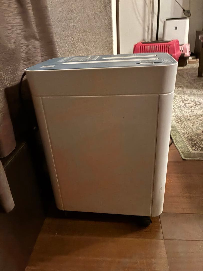 IRIS OHYAMA 静音シュレッダー A4 10枚　P10HCS