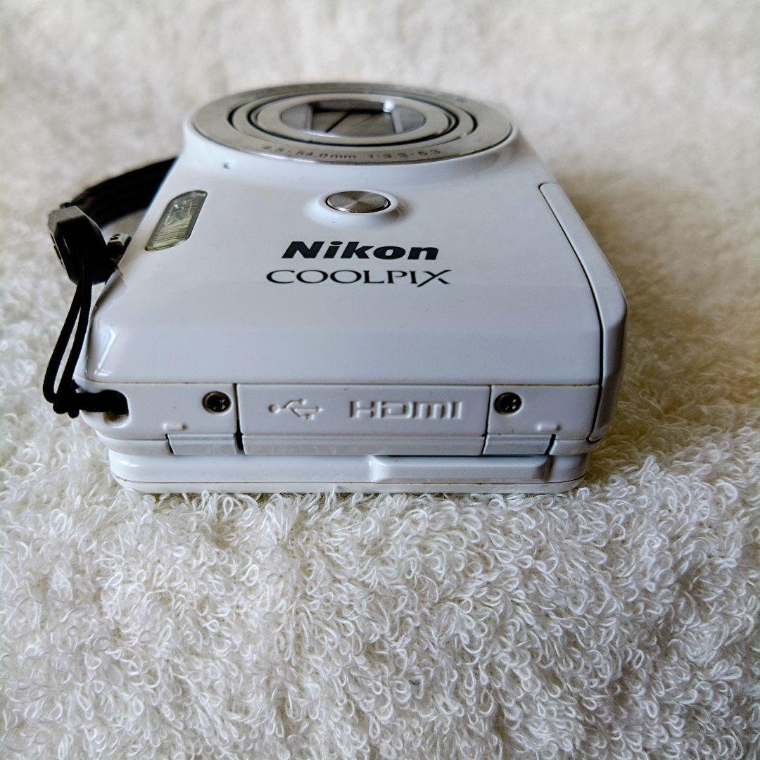 極美品 Nikon COOLPIX S6900 ホワイト Wi-Fi搭載