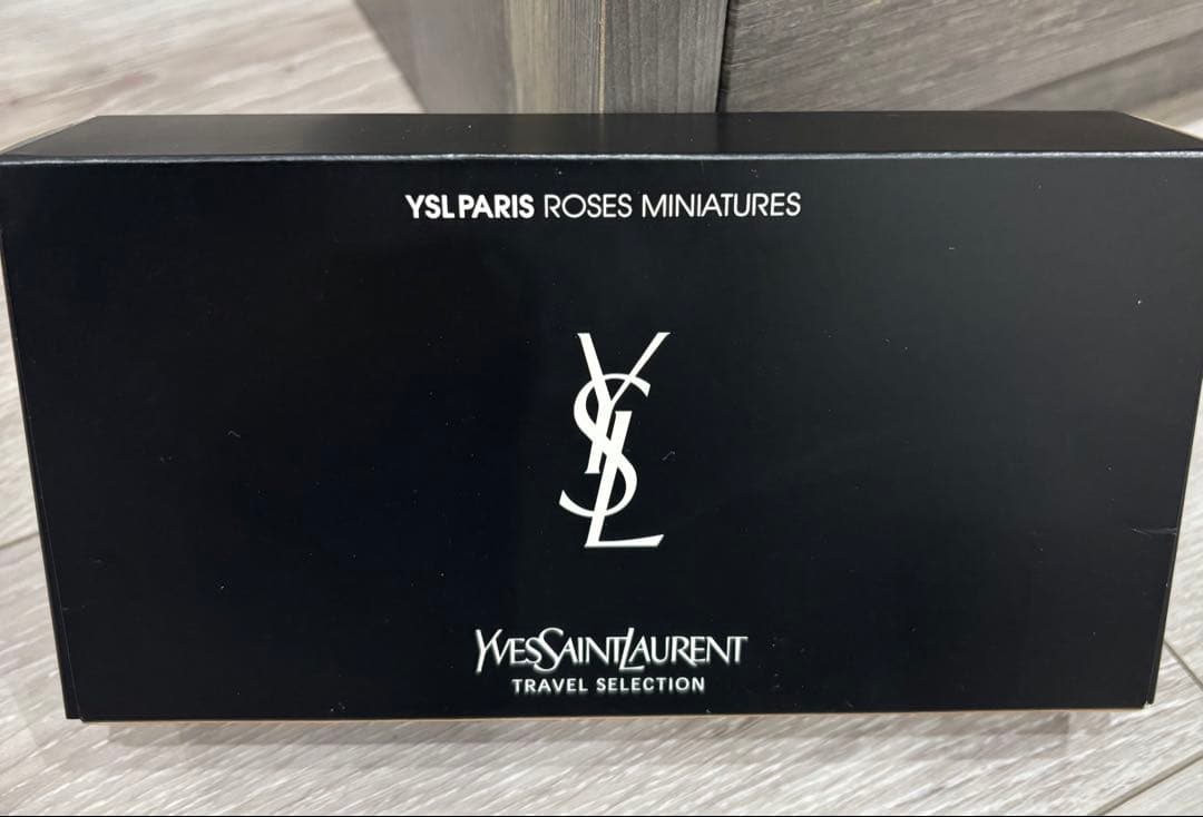 YSL パリ　ローズコレクション ミニチュアセット　限定品