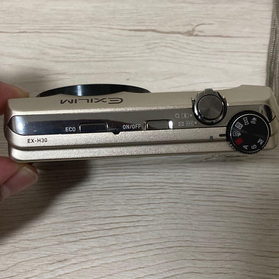 CASIO EXILIM EX-H30 カシオ エクシリム デジカメ ゴールド