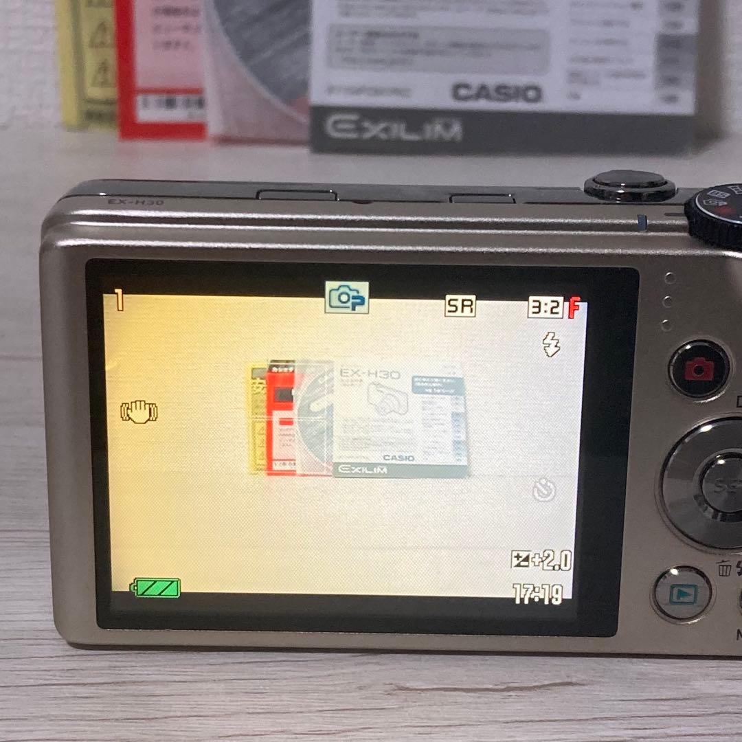 CASIO EXILIM EX-H30 カシオ エクシリム デジカメ ゴールド