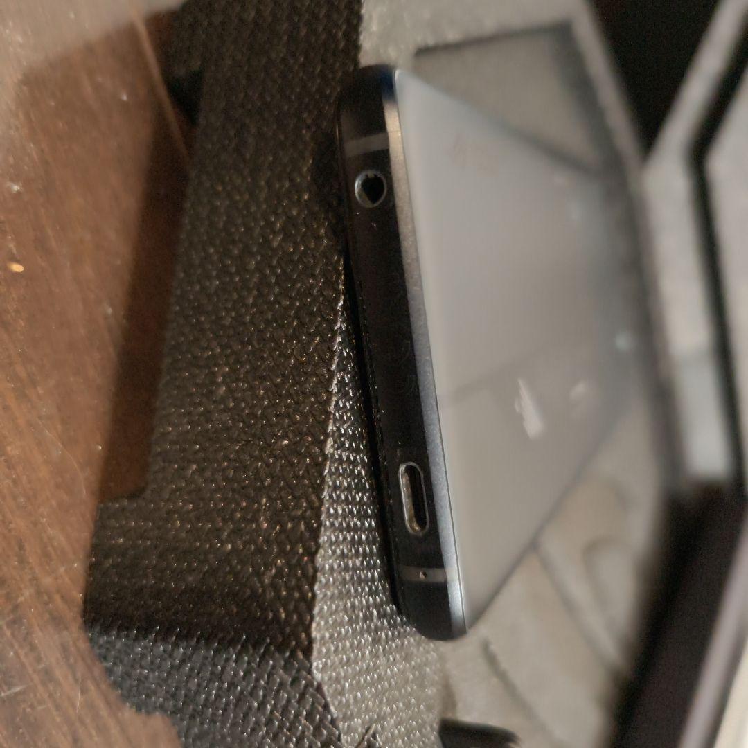 国内版 ASUS ROG PHONE 6 BATMAN EDITION