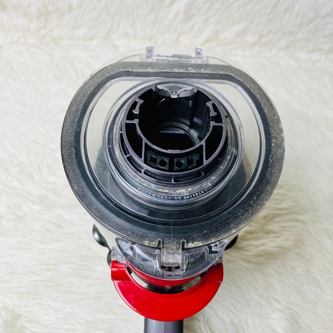 Dyson ダイソン　Cyclone V10 Fluffy サイクロンクリーナー