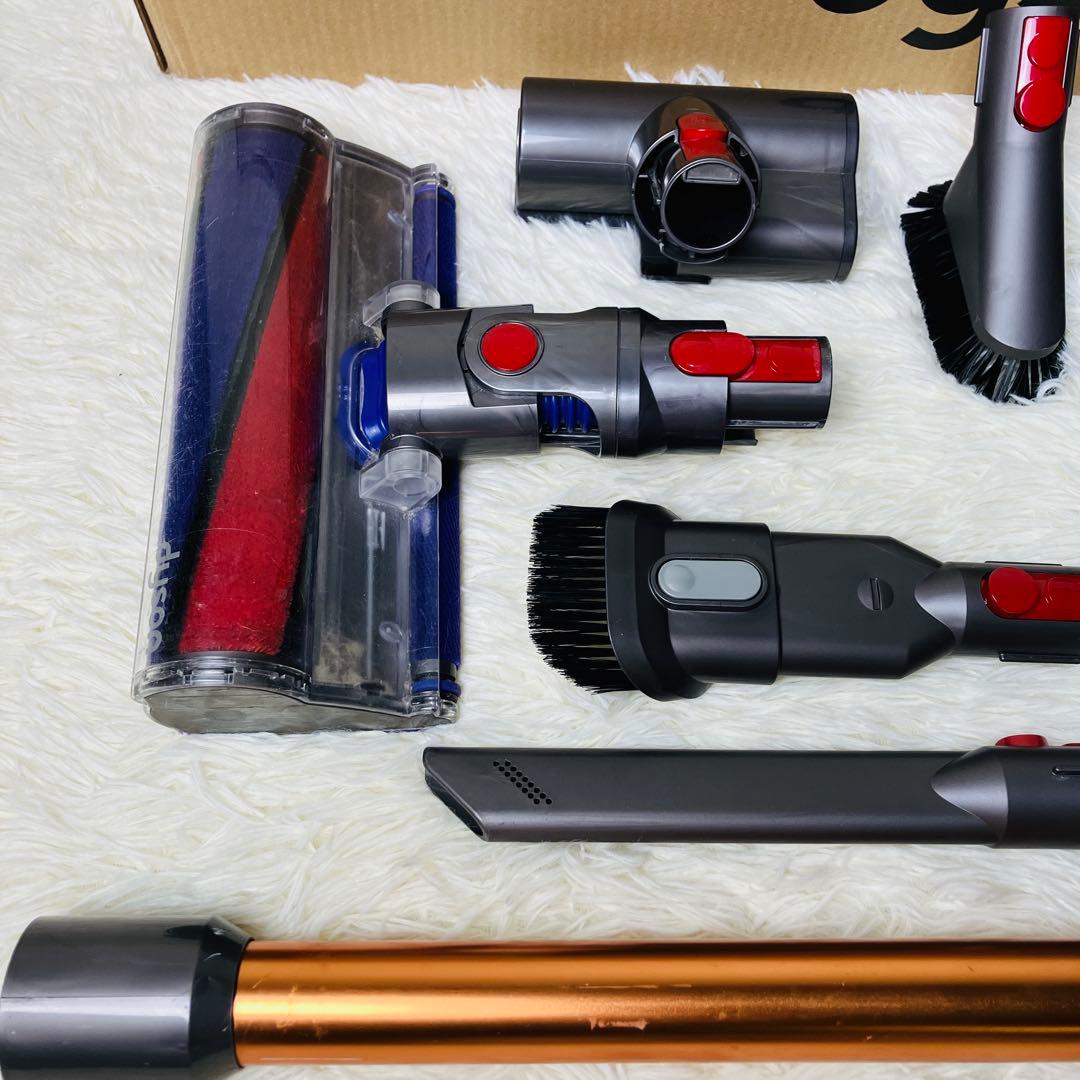Dyson ダイソン　Cyclone V10 Fluffy サイクロンクリーナー