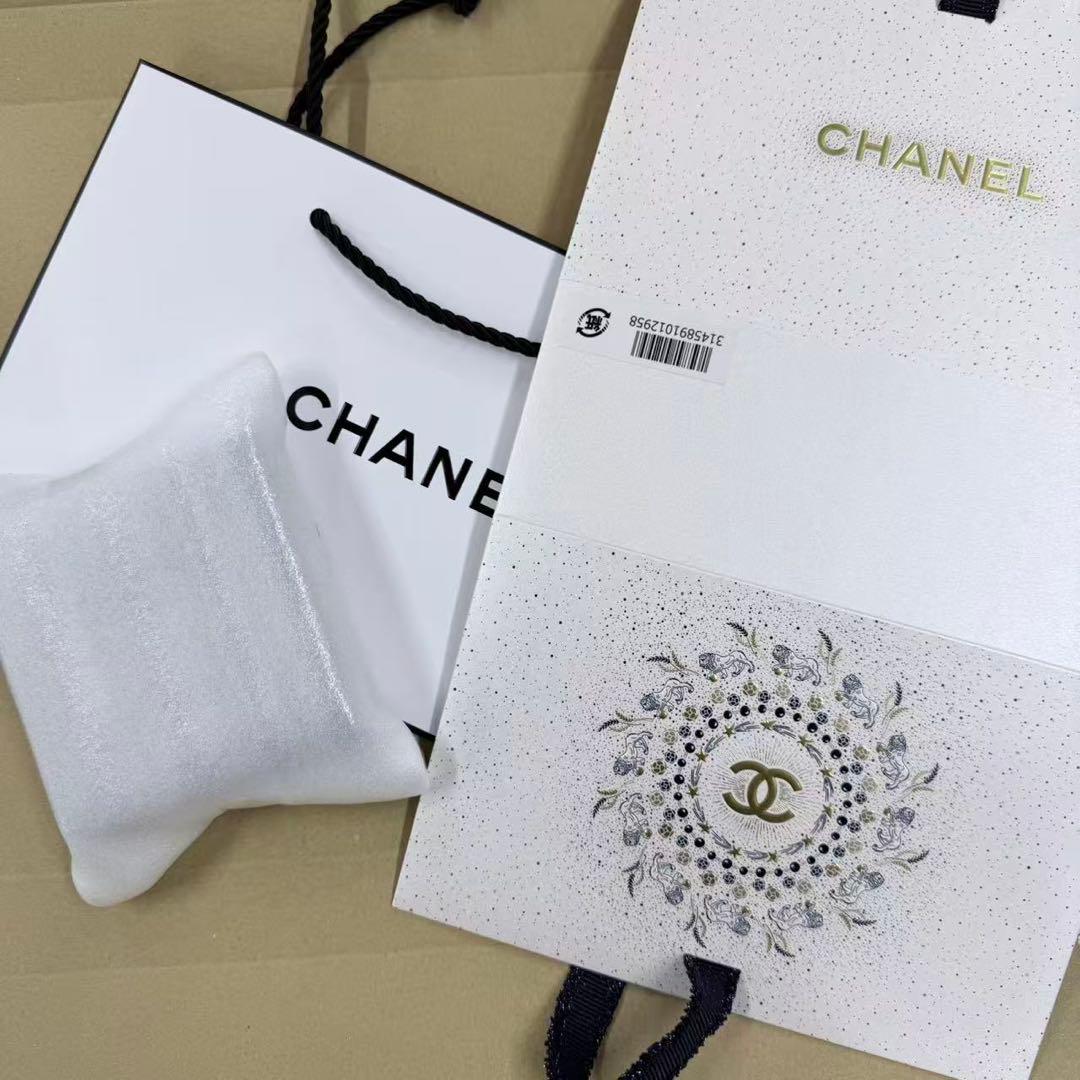 CHANELレキャトルオンブル３９７【2025年】【限定品】ラスト1点