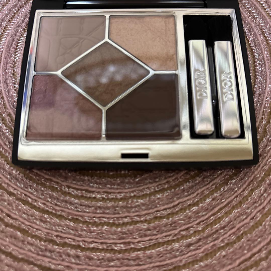Dior ディオールショウサンククルール647