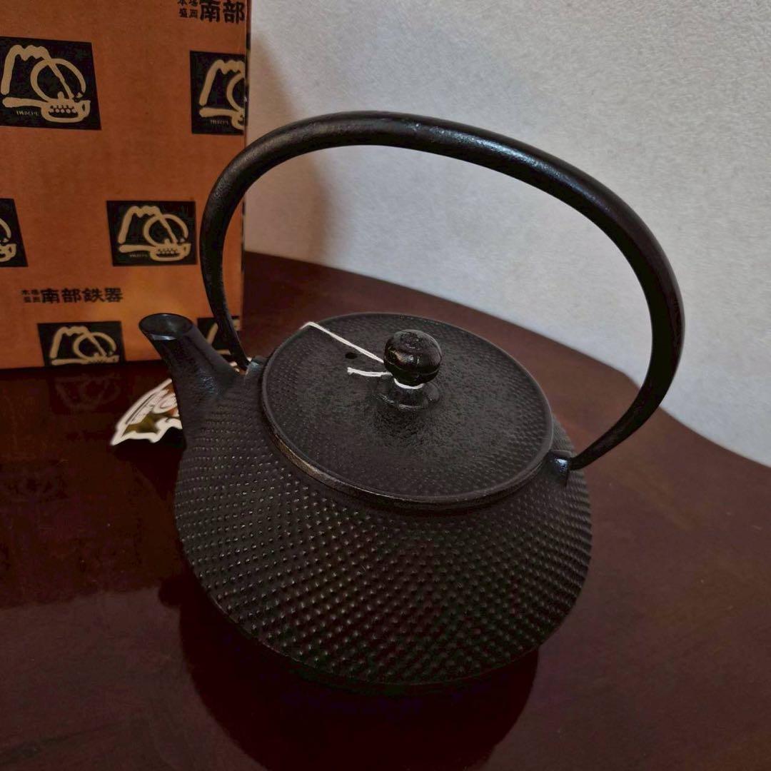未使用　南部鉄器　鉄瓶　岩鋳 7型　1L 急須　IWACHU