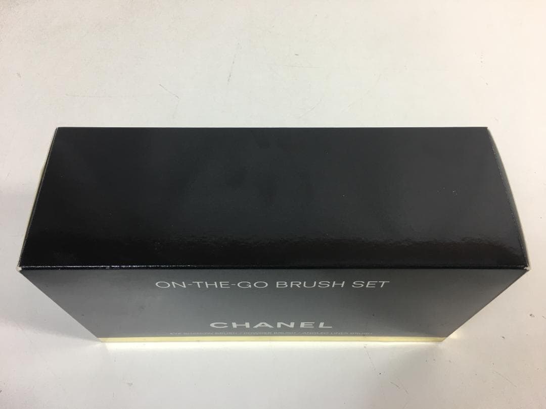 ☆未使用 CHANEL ON-THE-GO BRUSH SET ブラシセット
