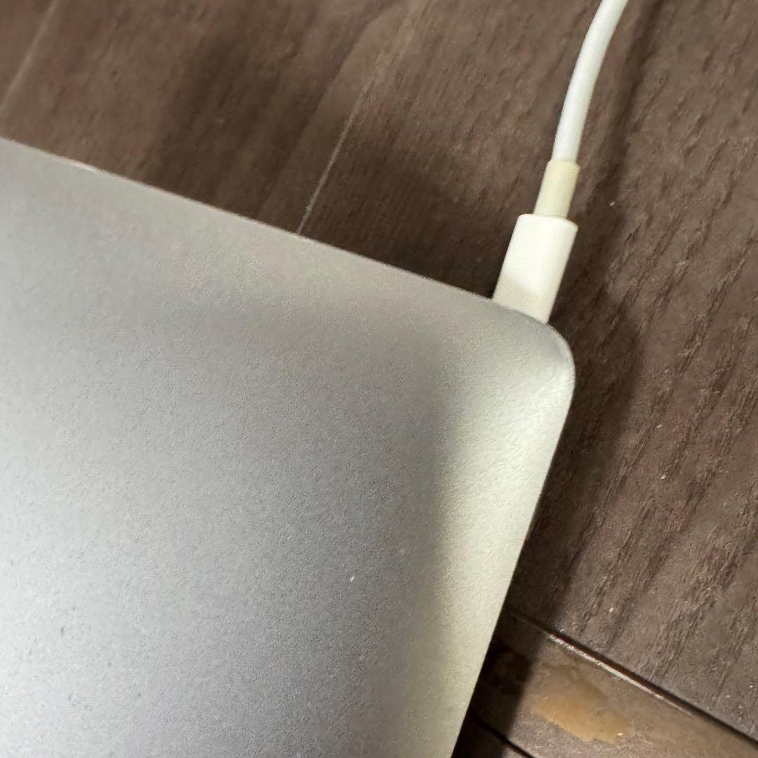 MacBook ダークグレー 2017 1.2GHz デュアルコアIntel
