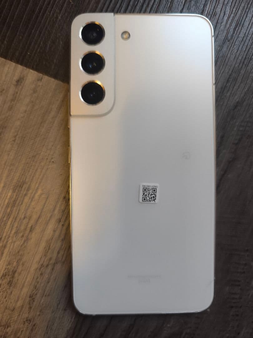 【ほぼ新品】ハイエンド SiMフリー 国内版 GALAXY S22 ホワイト