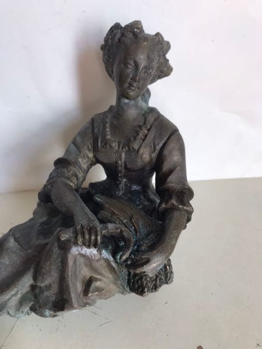 工藝品，真鍮製，極細工，重900克。