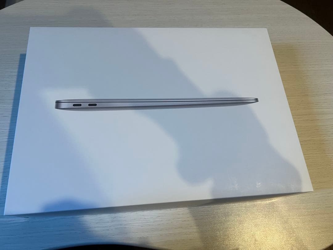 《美品》M1 MacBook Air 13インチ 16GB / 512GB