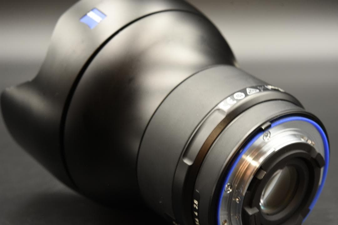 Carl Zeiss Milvus 21mm F2.8 ZF.2 レンズ