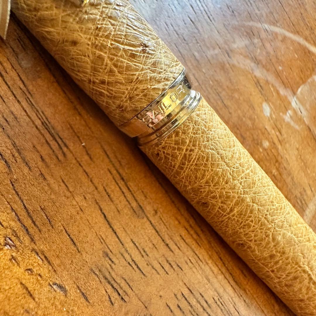sailor セーラー　万年筆　オーストリッチ　茶　ペン先　18k ②