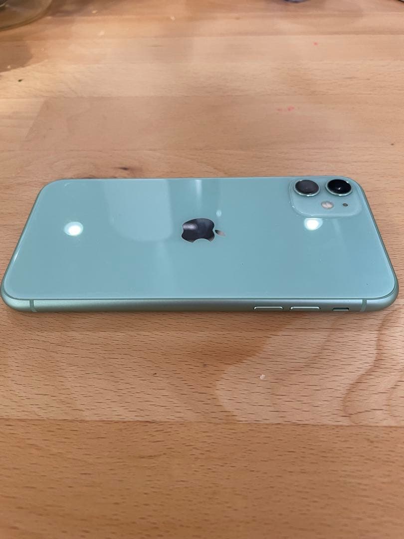 iPhone11 カバー、新品ガラスフィルム付き最大容量88%