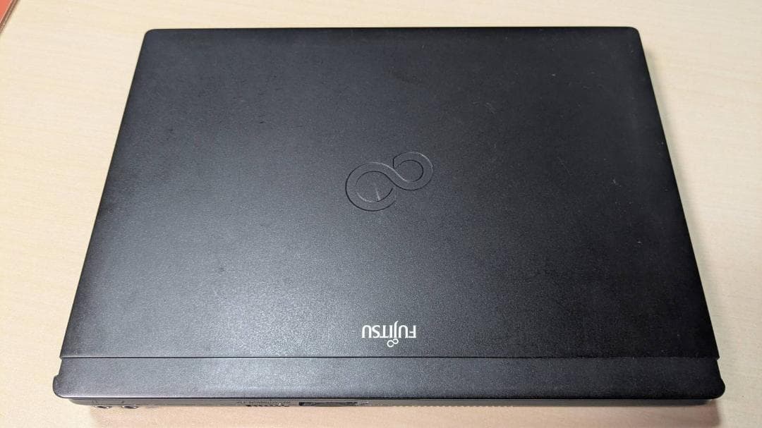 LIFE BOOK P772/G　Core i5 メモリ4G　動作・バッテリ良好