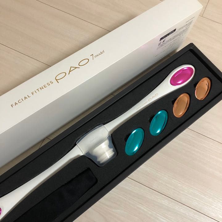 ＊正規品＊MTG FACIAL FITNESS PAO ホワイト