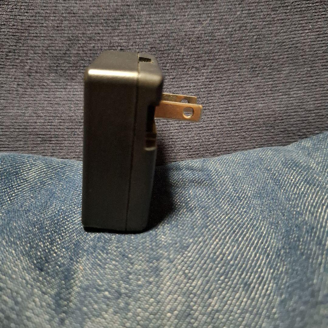 充電器付　Nikon COOLPIX シルバー デジタルカメラ