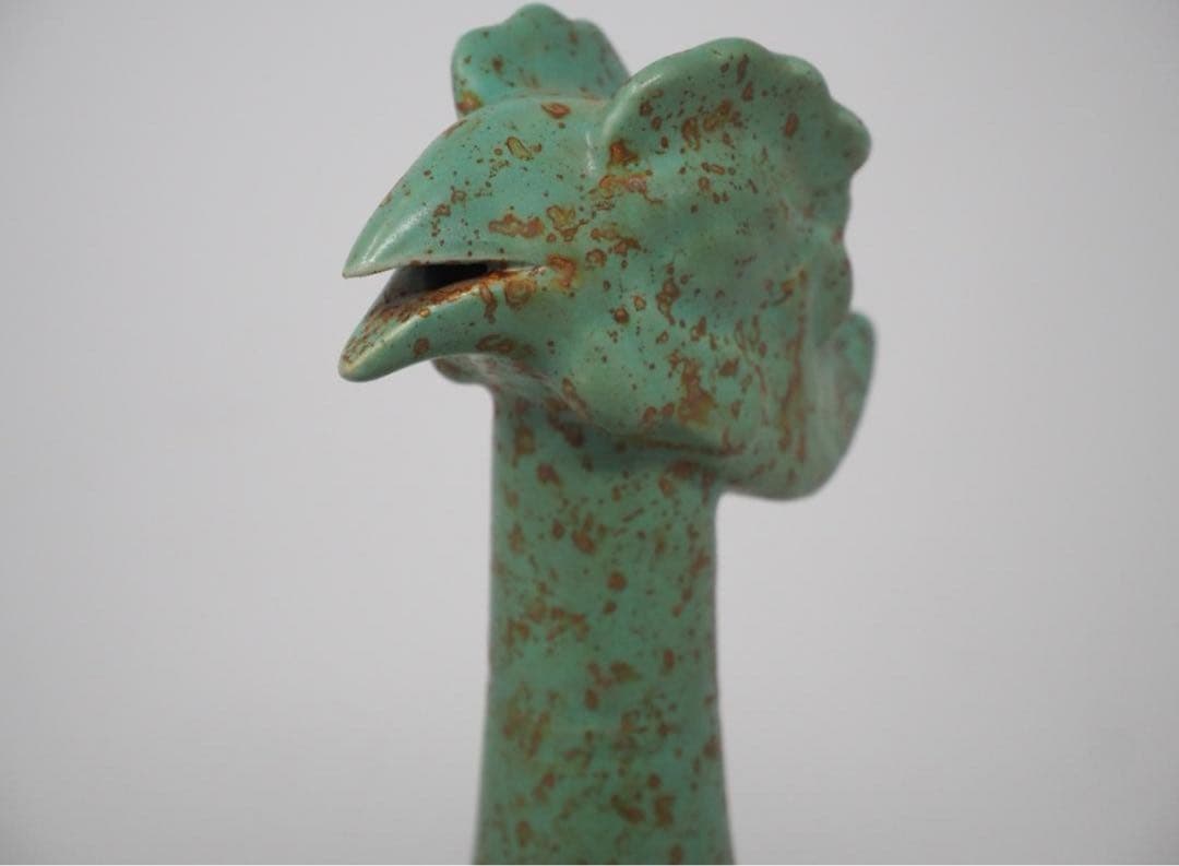 ユニークなデザインの陶器 鳥の口部装飾壺　鶏頭　グリーン　中国　陶器 インテリア