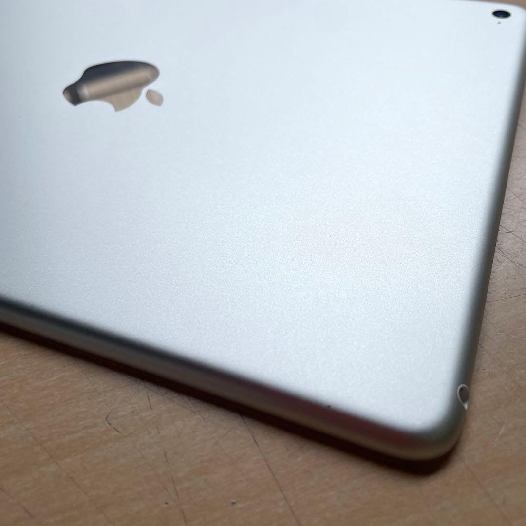 iPad Air 2 Wi-Fiモデル　シルバー　16GB A1566 超美品