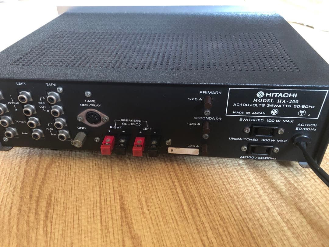 更に値下げしました！HITACHI HA-200プリメインアンプ　動作確認済み