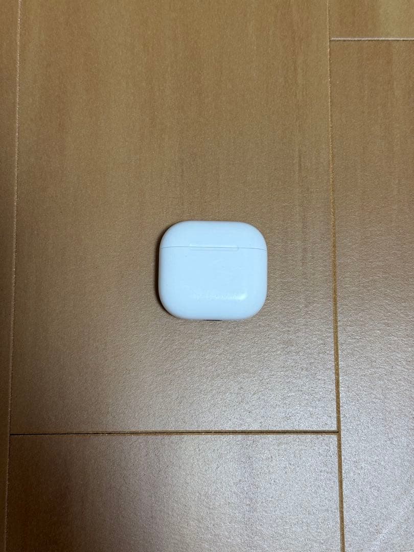 AirPods 4 ノイズキャンセル機能付