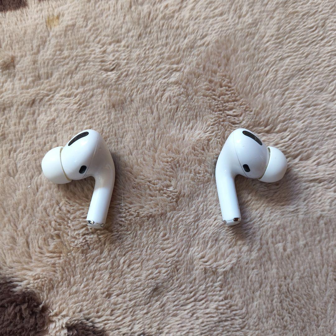 ◇AirPods Pro 1本体 充電ケース付き
