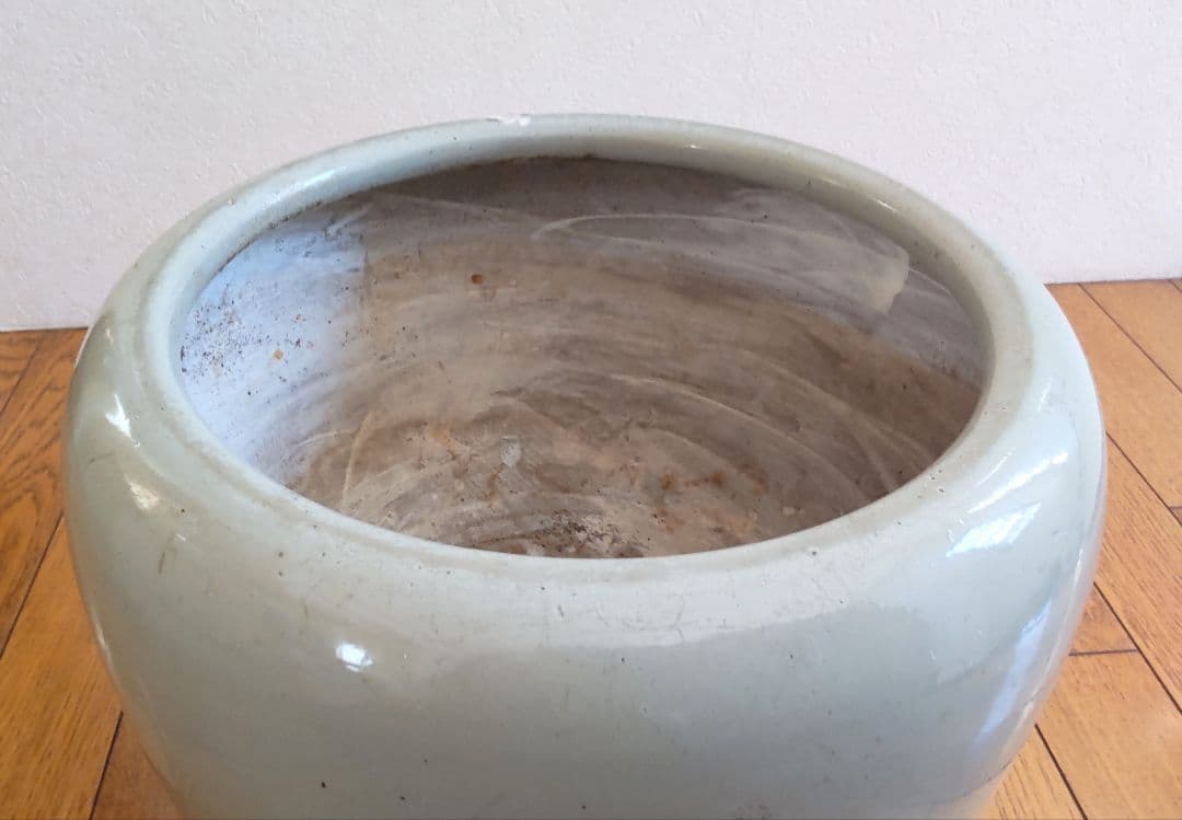 陶器製　火鉢　菊の図　手あぶり