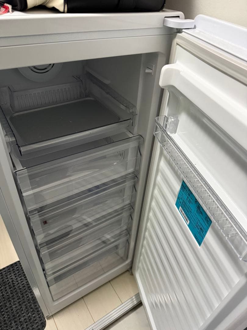 ノンフロン電気冷凍庫
