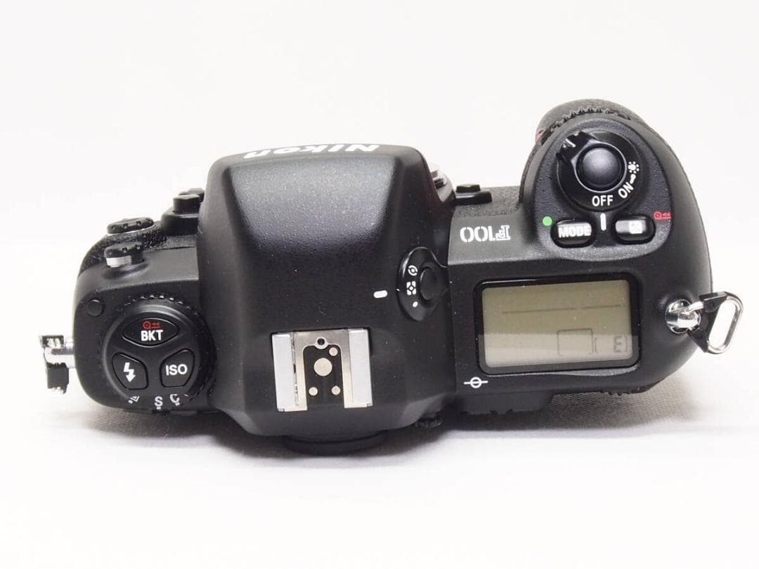 ■美品■ Nikon F100 ボディ 《 動作光学良好 使用感少 》