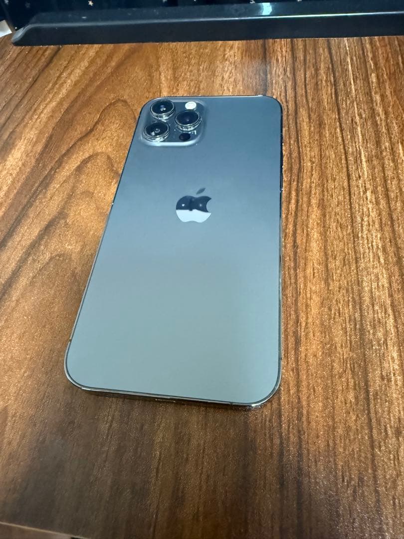 b*e様 Apple iPhone 12 Pro MAX グラファイト