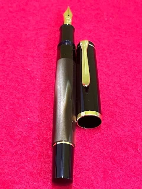 未使用品 ペリカン万年筆 クラシック M200 マーブルブラウン EF 即日配送