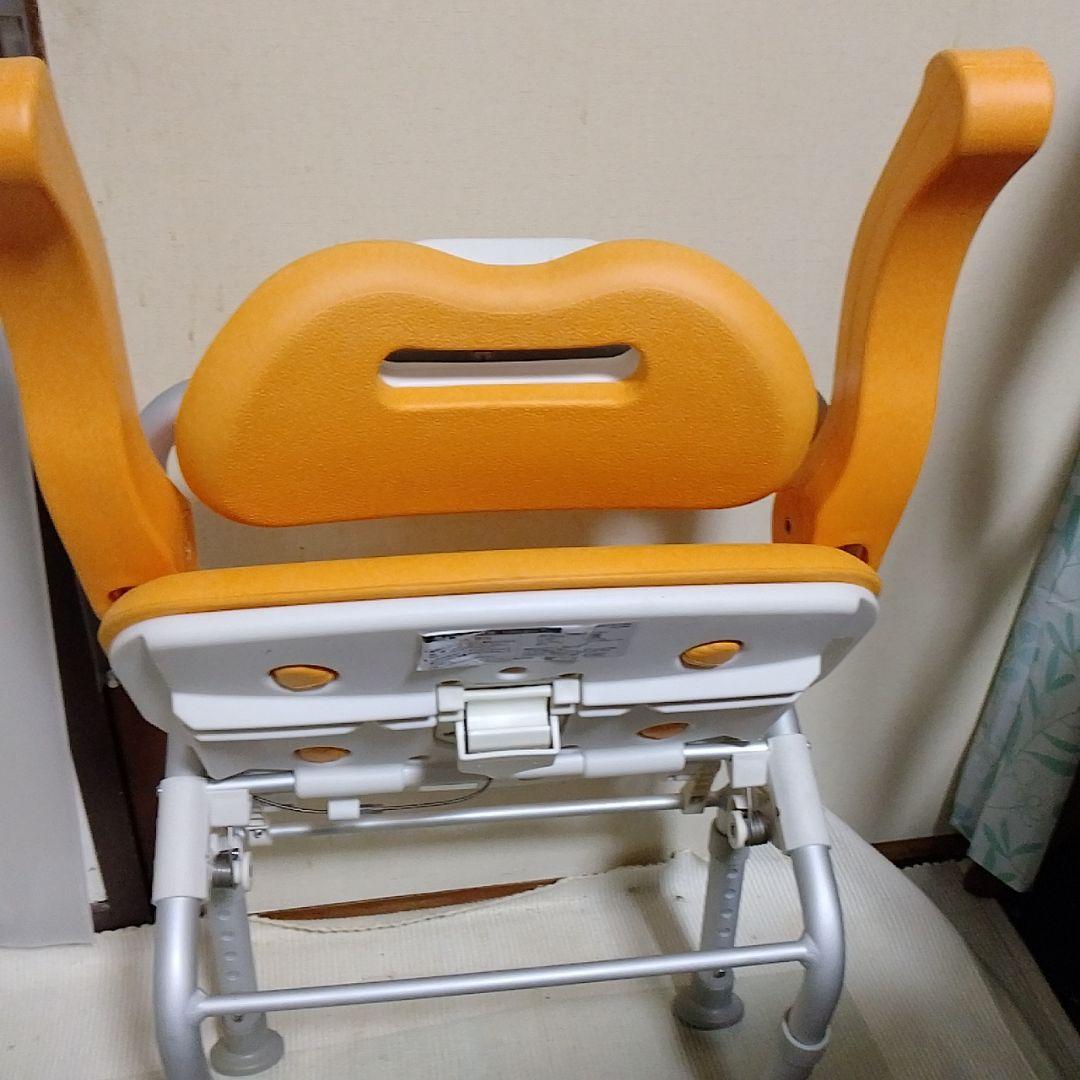 介護用風呂椅子 アームレスト付き オレンジ、仕様頻度ほとんど無く保管していました